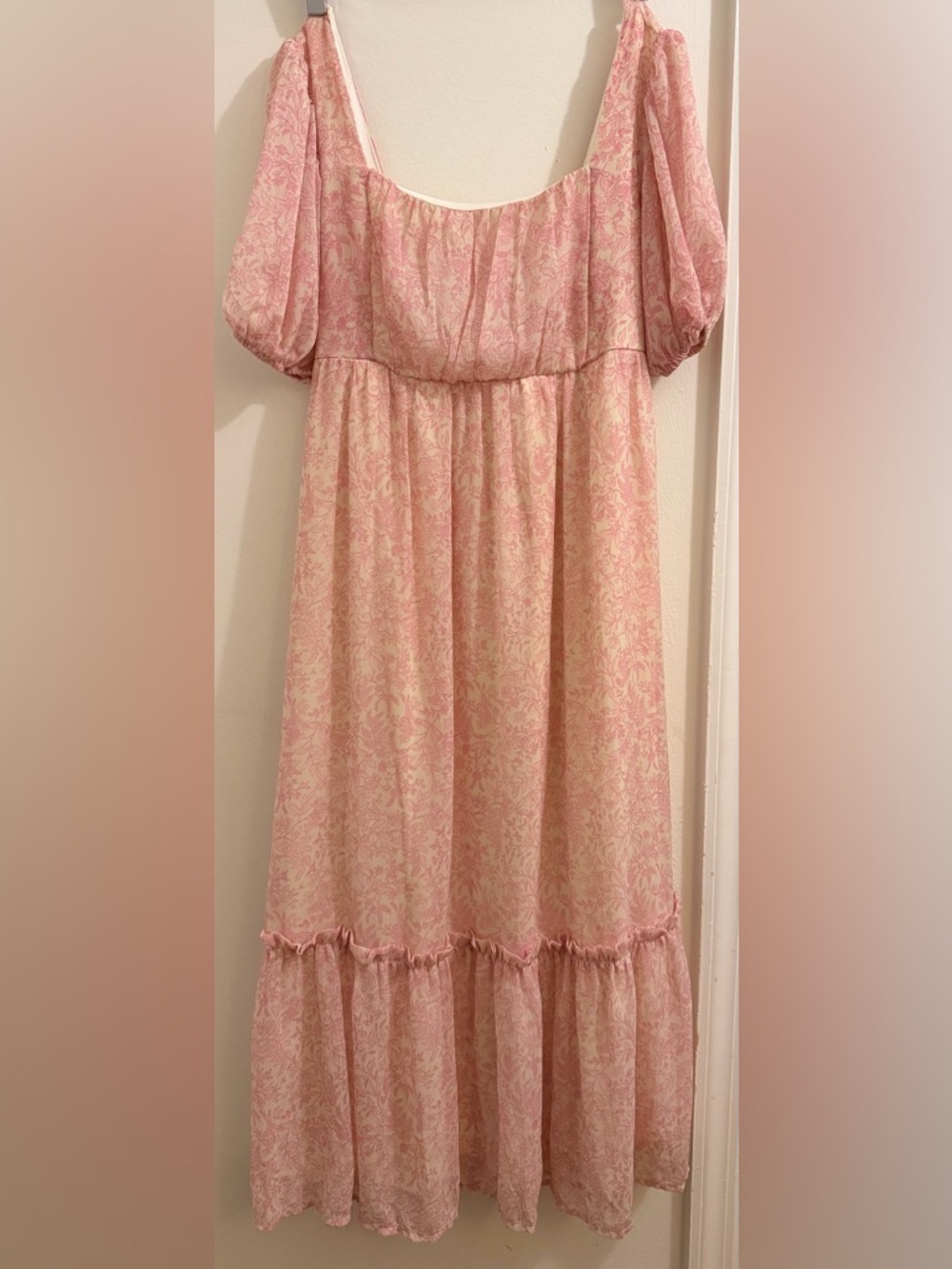 August Sky Pink Floral Maxi Dress with Puff Sleeves